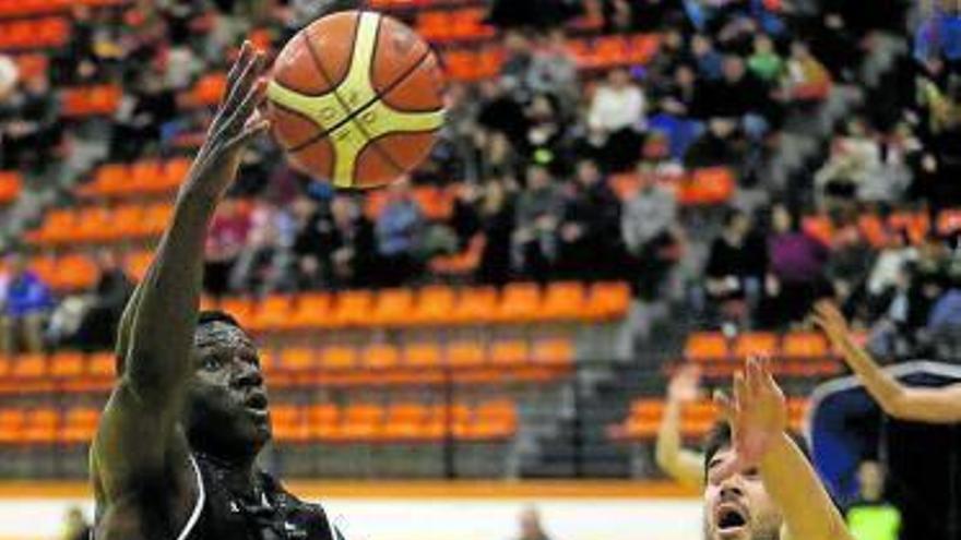 El Sammic cae ante el líder