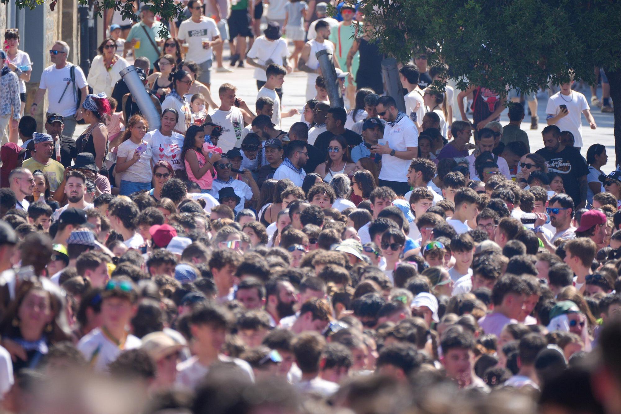En imágenes: Así ha sido la bajada de Celedón en 2025