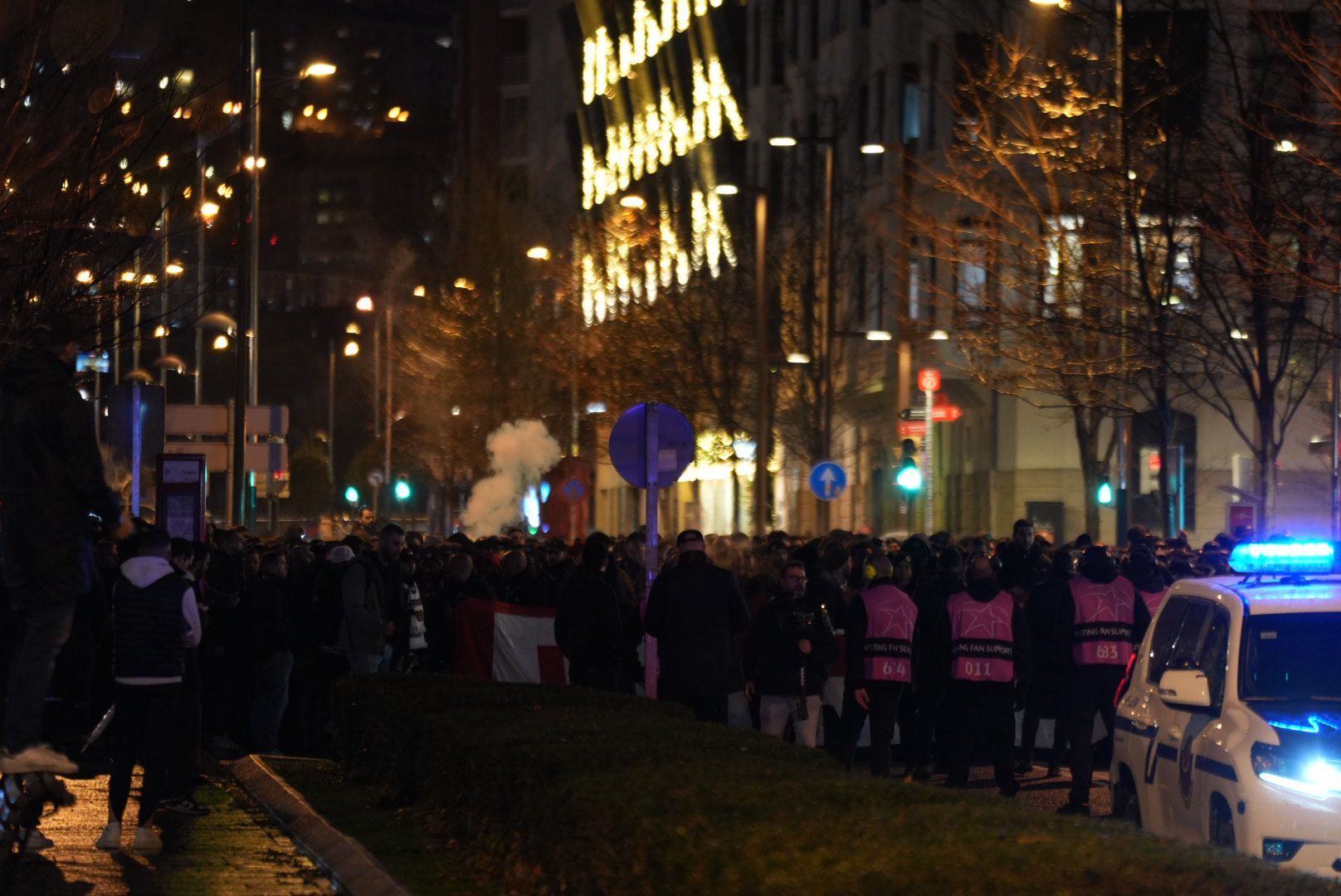 En imágenes: la afición del PSG, rumbo a San Mamés