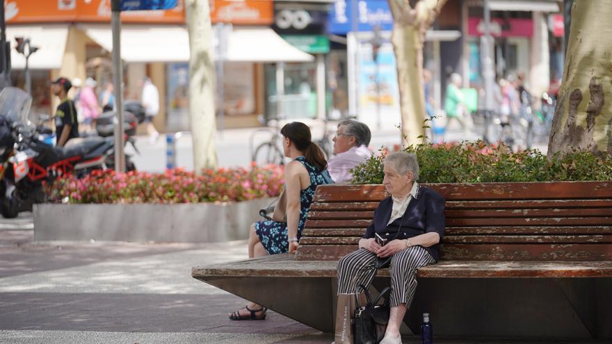 Euskadi rebaja la alerta por calor pero activa avisos por lluvias intensas este domingo