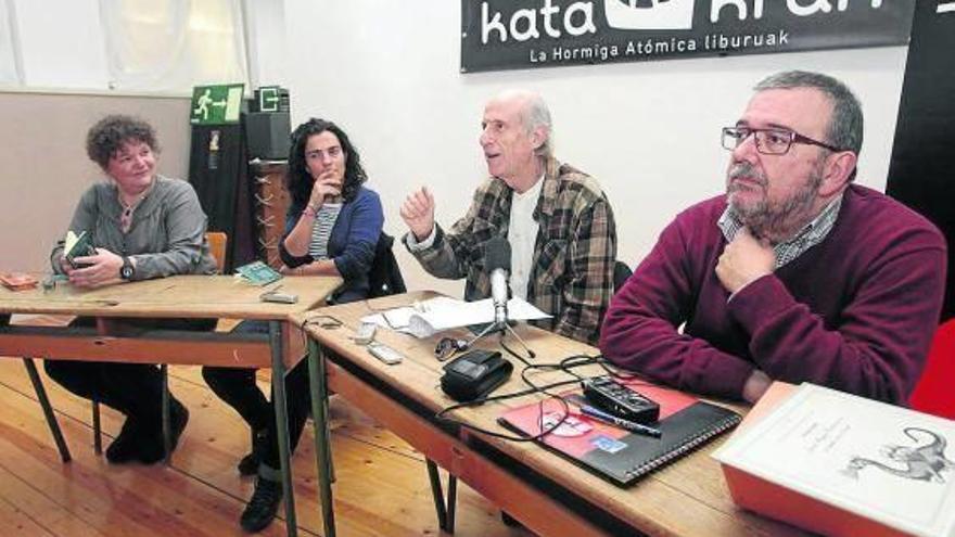 Imma Errea, Maialen Lujanbio, Jose Angel Irigarai (Pamiela) eta Xabier Epalza (EKE).