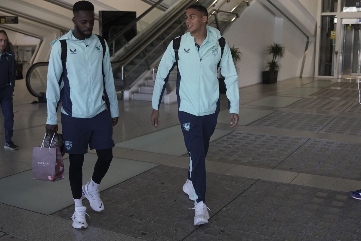 El Athletic vuelve a Bilbao desde Dortmund