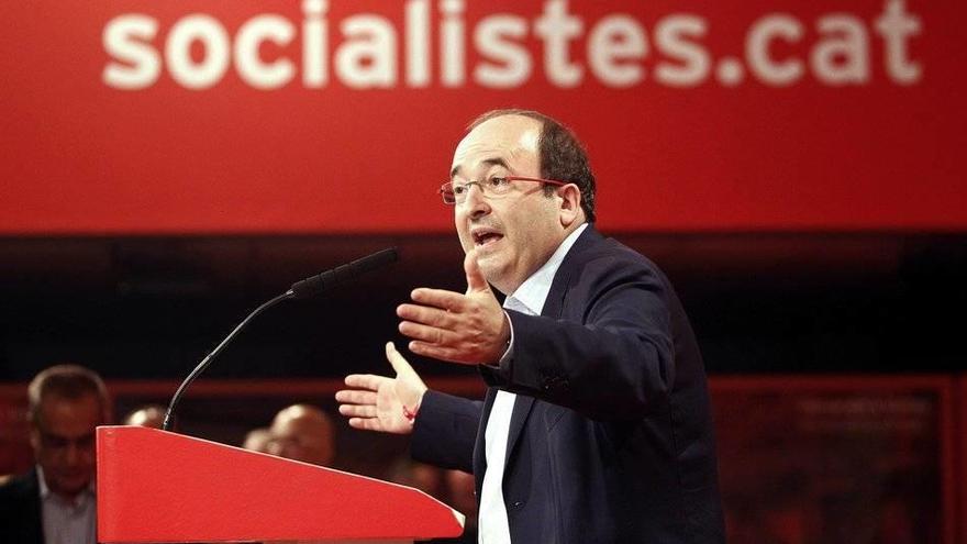 Iceta es reelegido líder del PSC al imponerse a Parlon con un 54% votos.