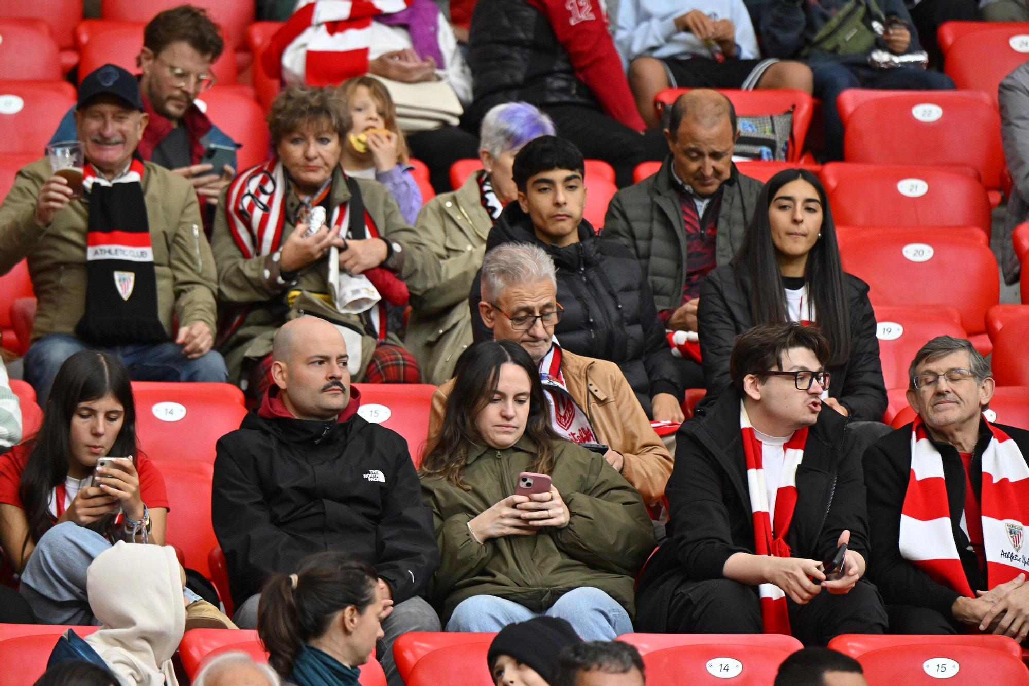 En imágenes: búscate en nuestra galería de la grada del Athletic-Getafe