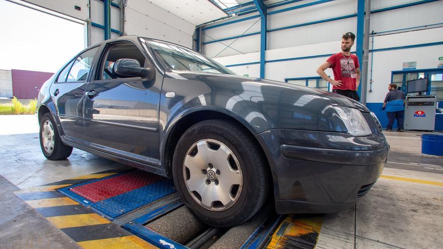 Si tu matrícula tiene estas letras te toca pasar la primera ITV este año