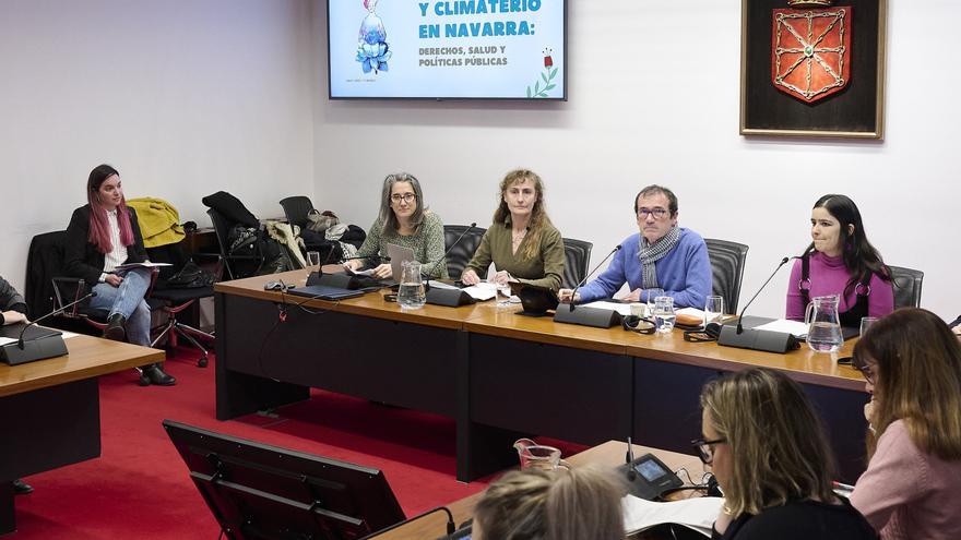 Reclaman en el Parlamento de Navarra un plan foral de atención integral a la menopausia