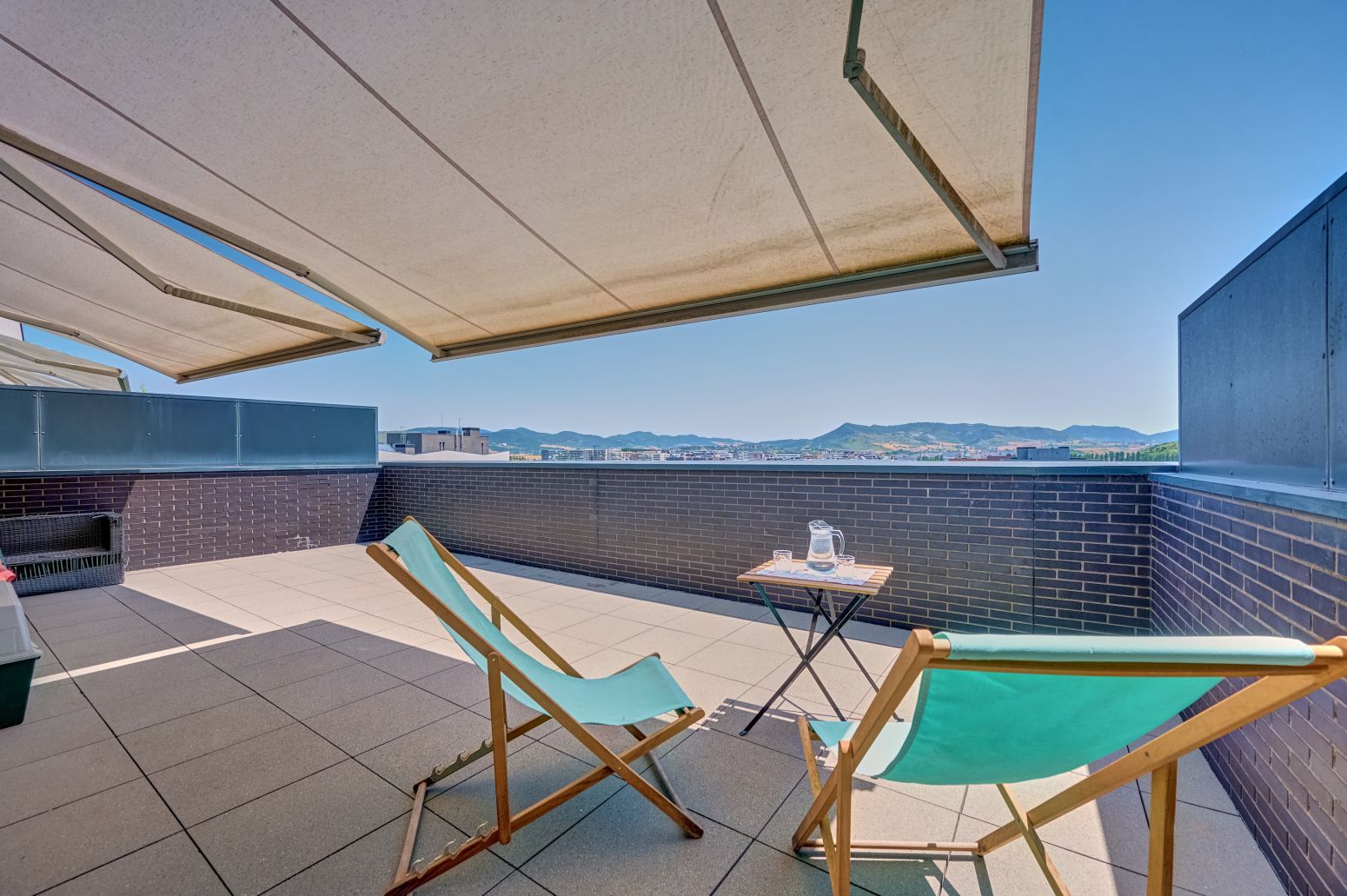 Ripagaina se supera: sale a la venta un espectacular ático-dúplex con terraza de 45 m² a un paso del centro de Pamplona