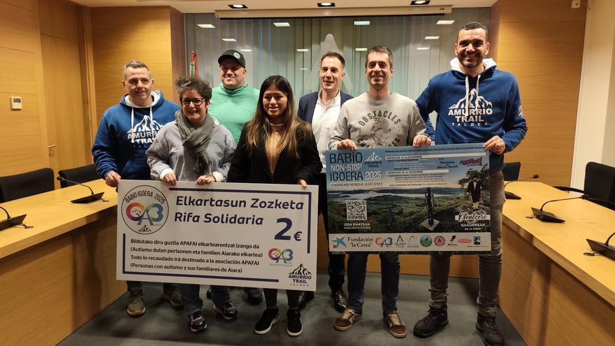 Amurrio vuelve a ascender el Babio por una causa solidaria