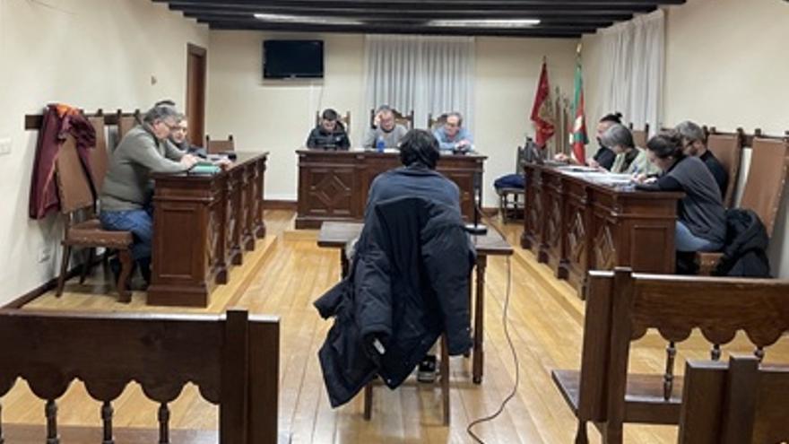 El presupuesto de Orozko apuesta por el cerramiento del frontón y mejoras en los barrios