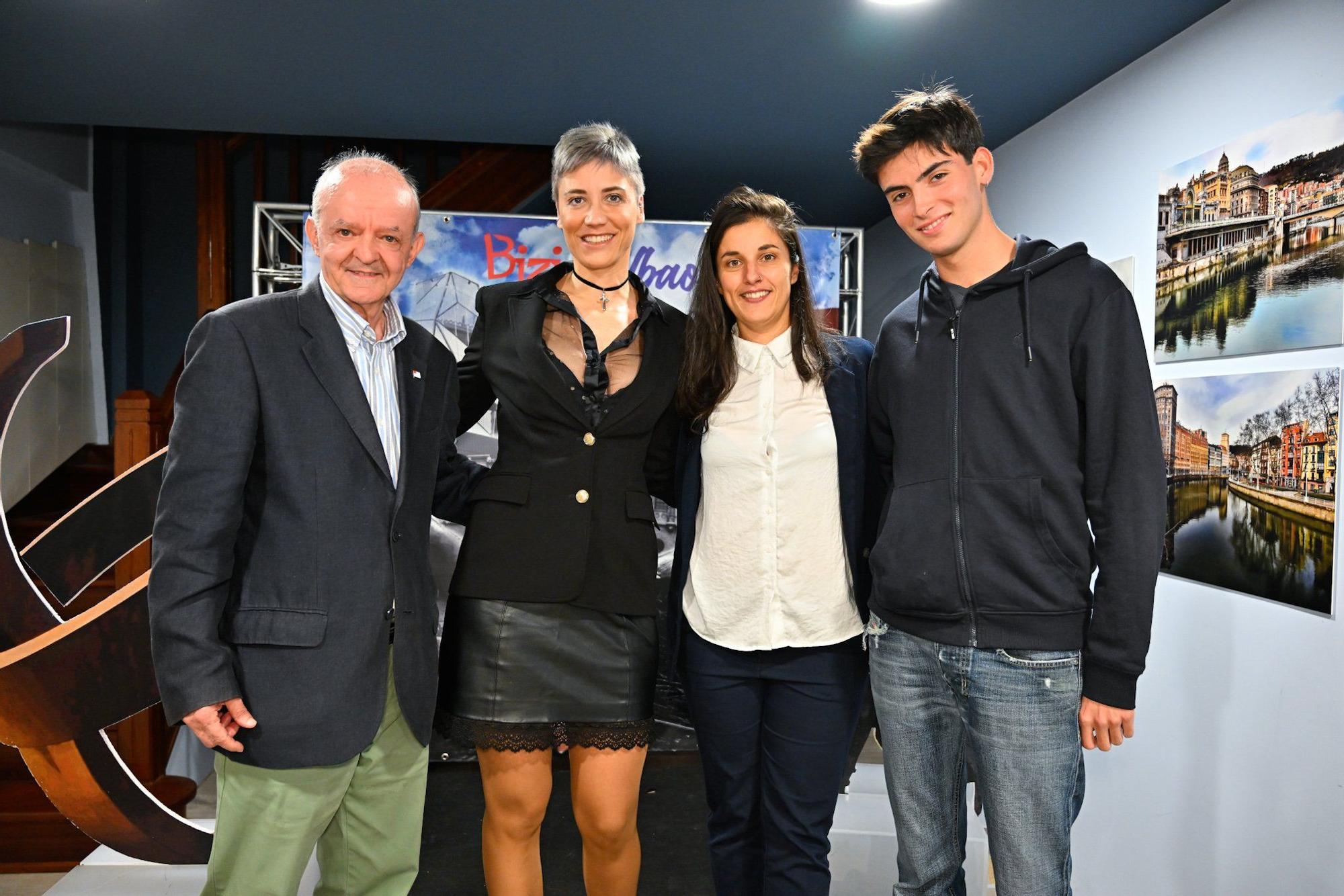 José Mari Amantes, Begoña Angulo, Patricia Borjabá y Eimar Renteria.