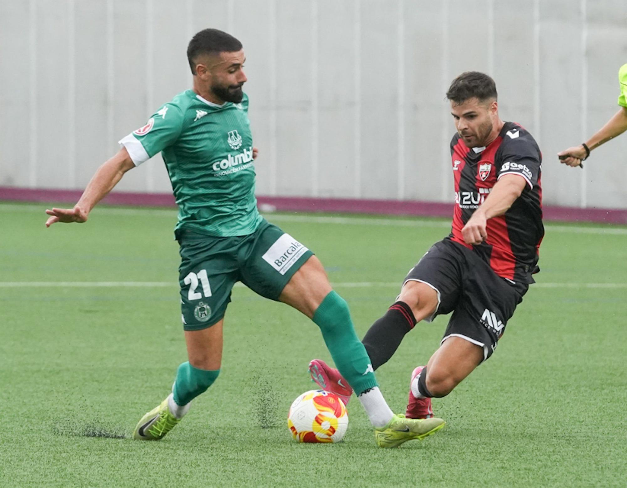 En imágenes: El Arenas vence en su debut en Primera RFEF