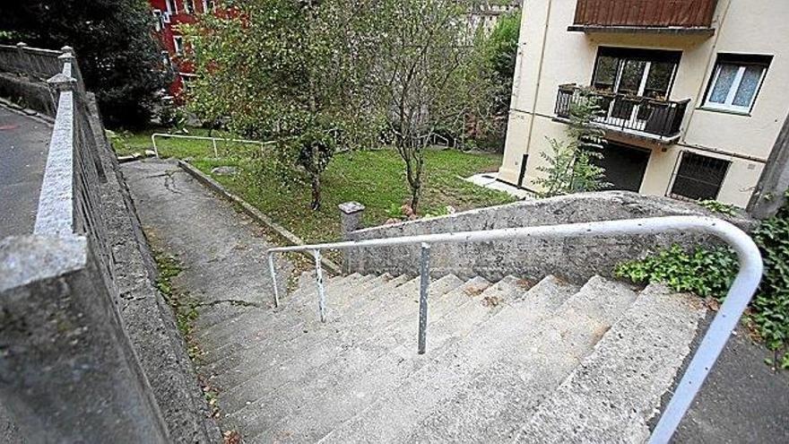 Situación actual en el entorno de la calle Irurak y Virgen del Coro.