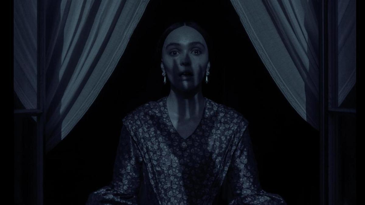 Lily-Rose Depp sigue la querencia de su padre por el cine fantástico y se erige, en ‘Nosferatu’.