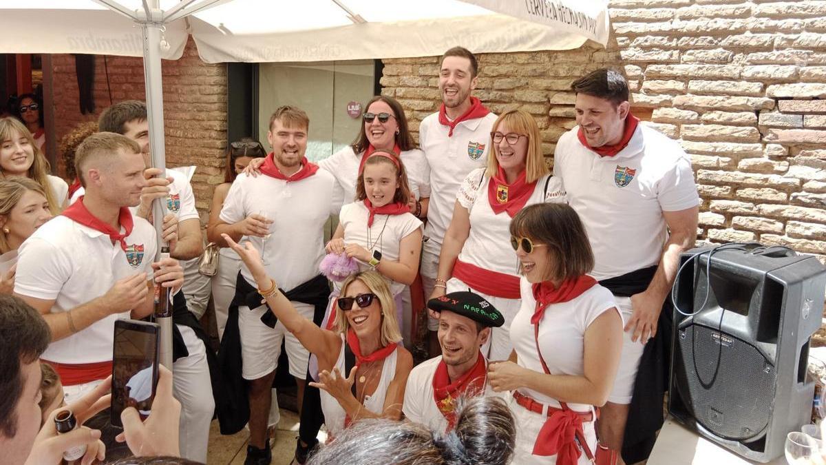 El podio de los mejores irrintzis de Tudela.