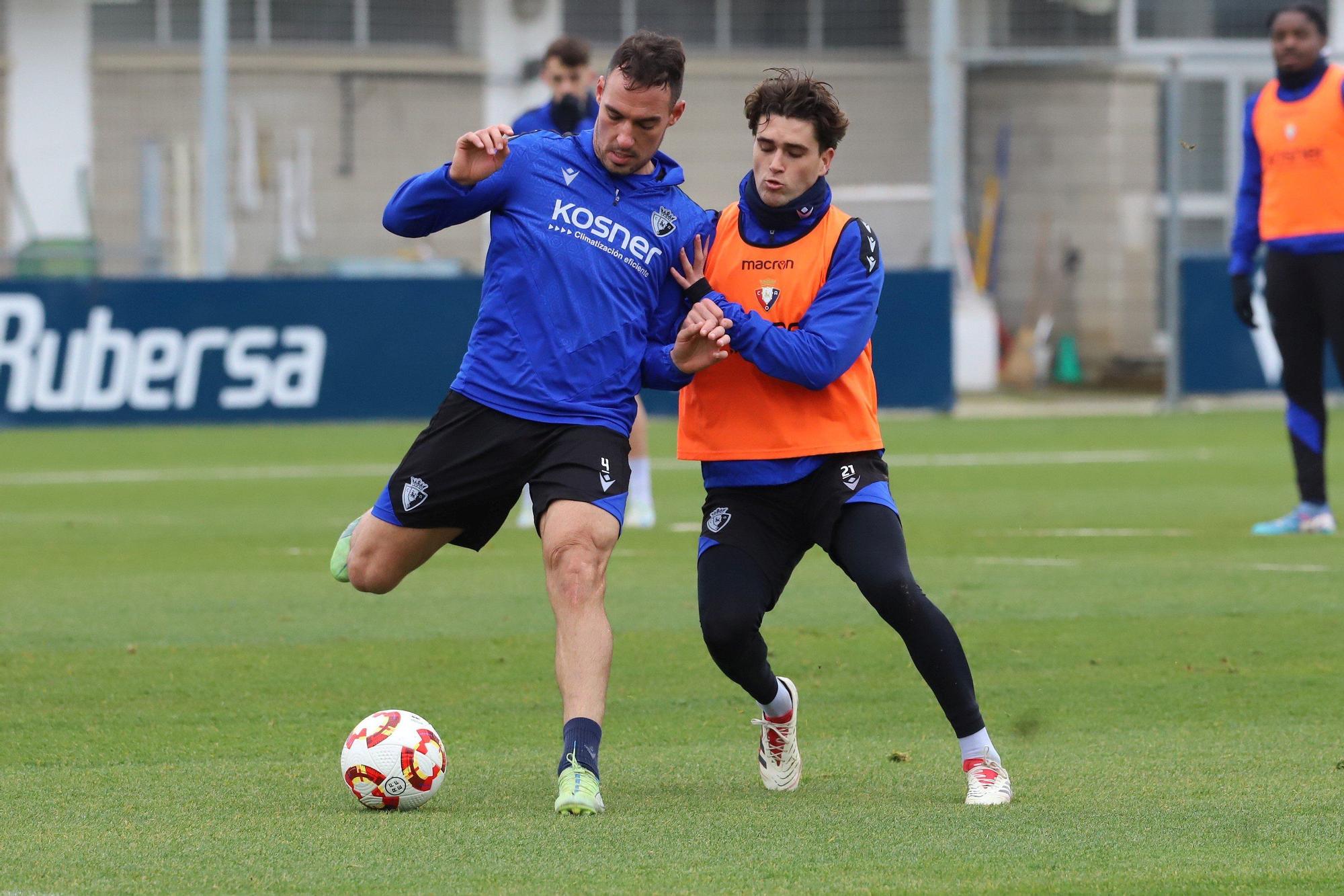 El primer entrenamiento de Osasuna de 2025