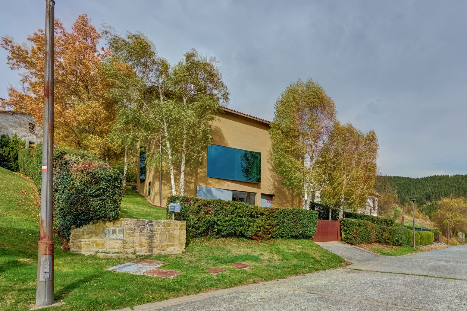 Una vivienda única en Alzuza sale al mercado: luz natural, paisaje del valle y un diseño pensado para el bienestar