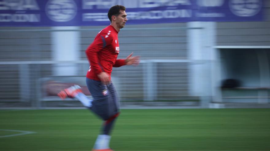 Aimar y Boyomo se reincorporan y Torró toca balón