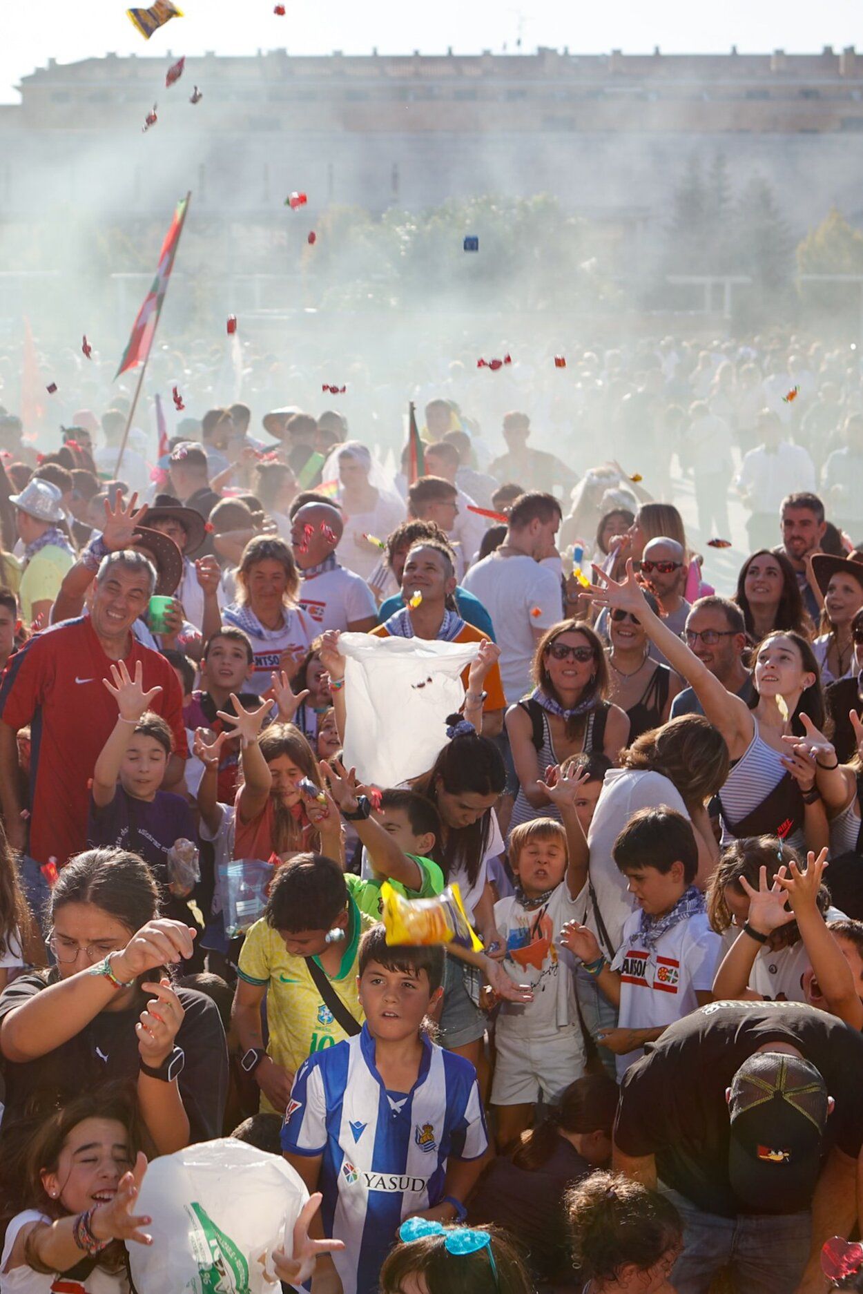Fotos del chupinazo de fiestas de Ansoáin