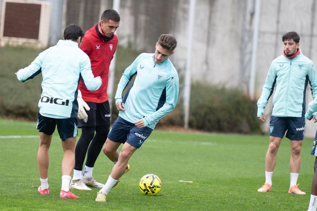 En imágenes: Valverde recupera efectivos en ataque