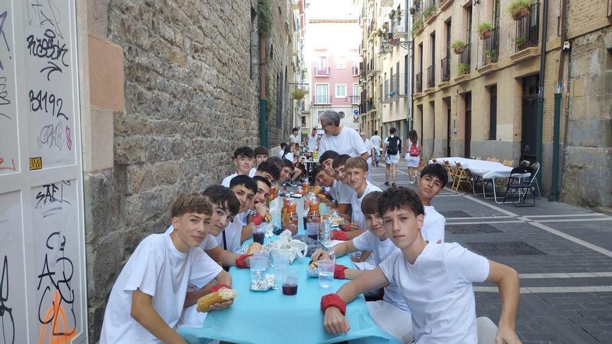 Las cuadrillas y los almuerzos: el anuncio de los Sanfermines