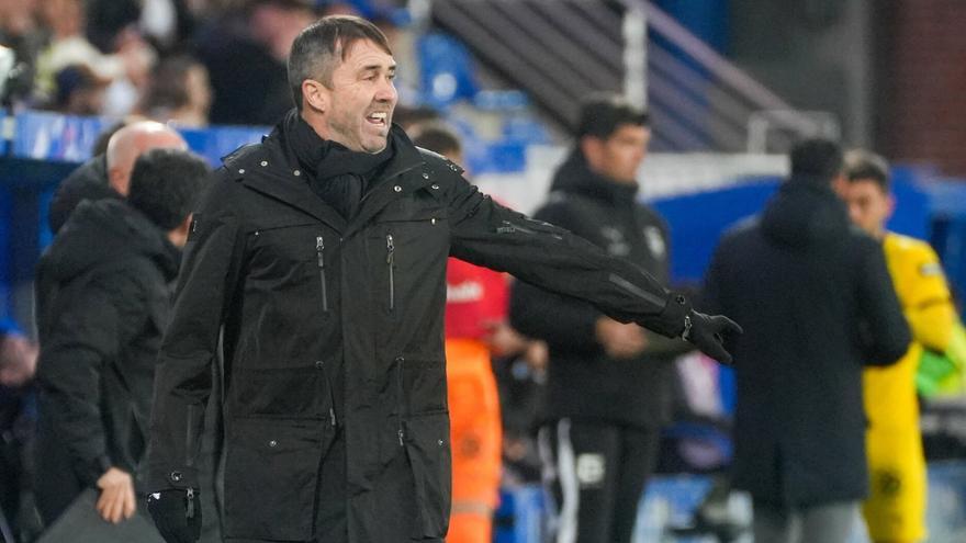 Coudet: "Tan tonto no debo ser para encontrar buenas versiones de mis jugadores"