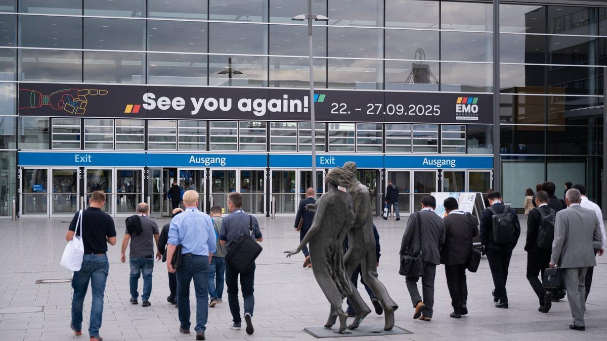 Entrada al recinto que acoge la EMO de Hannover.
