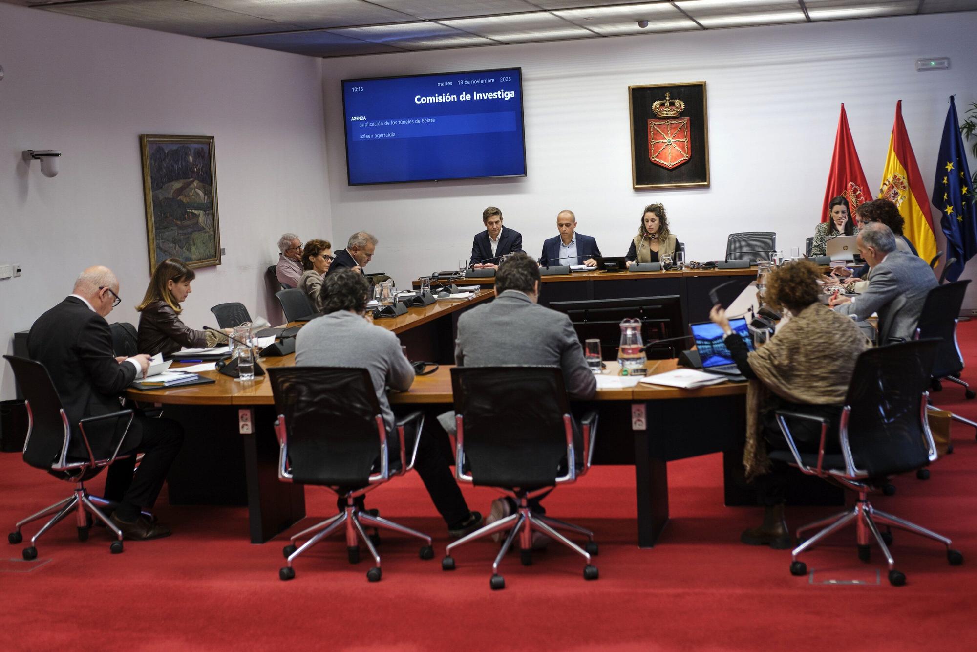 Los redactores del proyecto de los túneles de Belate, en la comisión de investigación