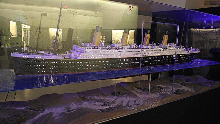 En la imagen, la maqueta más grande que se ha construido del Titanic, y la única que permite ver el interior por uno de sus lados.