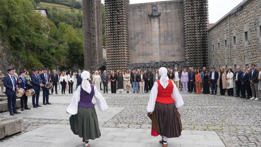 Obispo de Donostia: &quot;Ojalá que en el campo de la cosa pública seamos capaces de llegar a acuerdos posibles con los diferentes