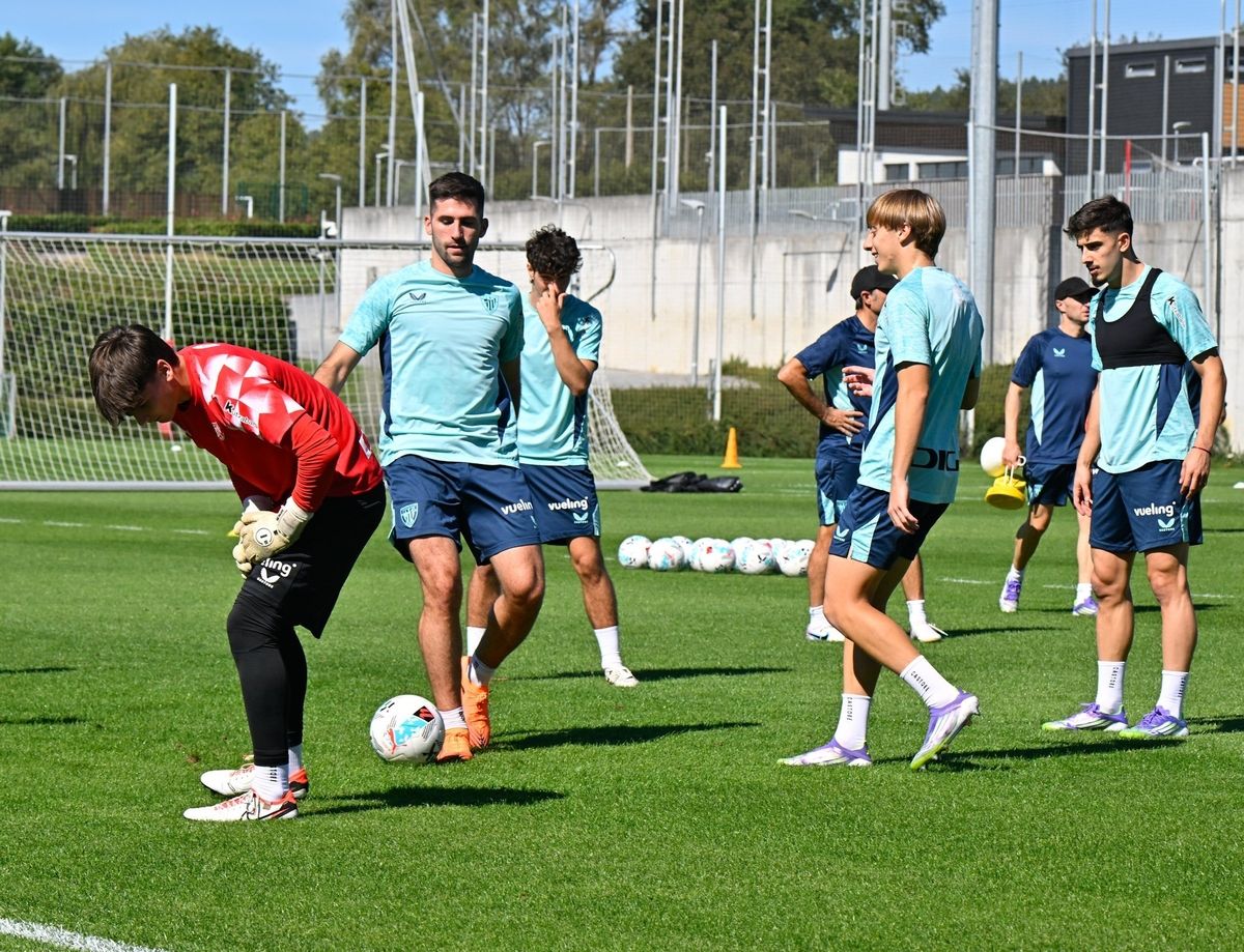 Entrenamiento del Athletic tras el partido ante el Borussia