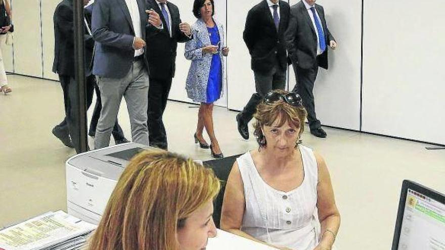 La conversión de contratos temporales en fijos crece con fuerza en Euskadi