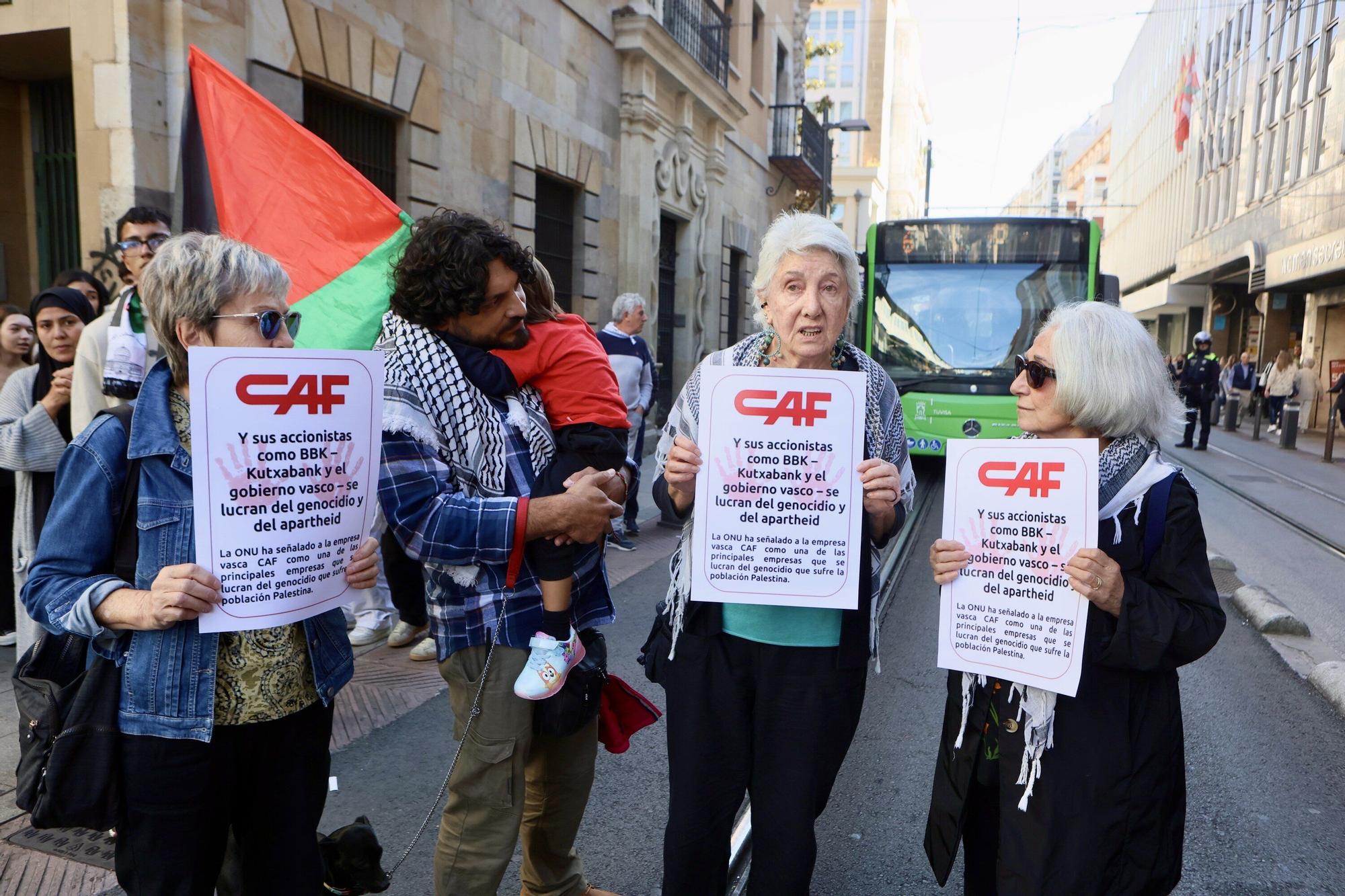 En imágenes: Estudiantes alaveses salen a la calle contra el genocidio en Gaza