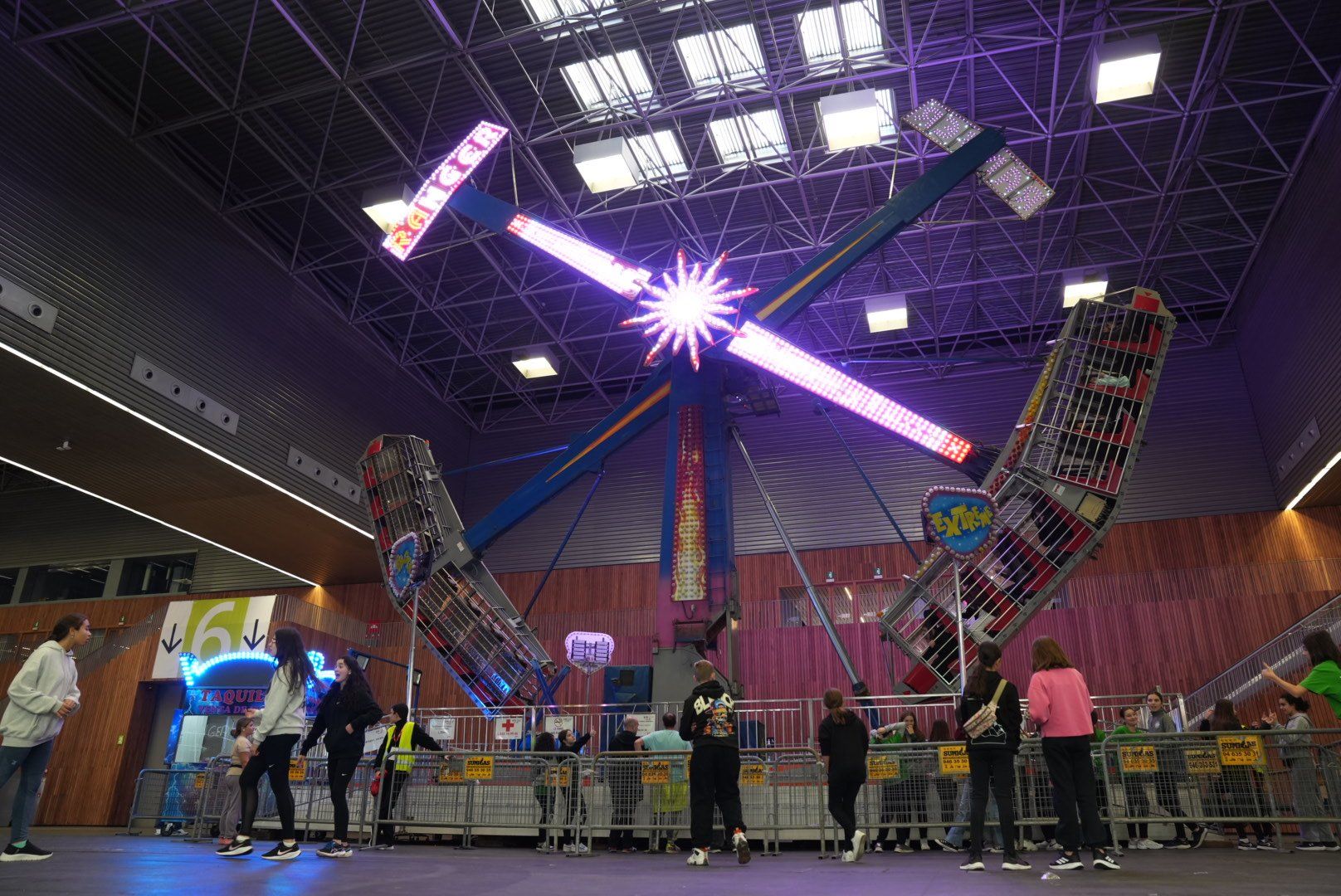 En imágenes: el PIN abre sus puertas en Barakaldo