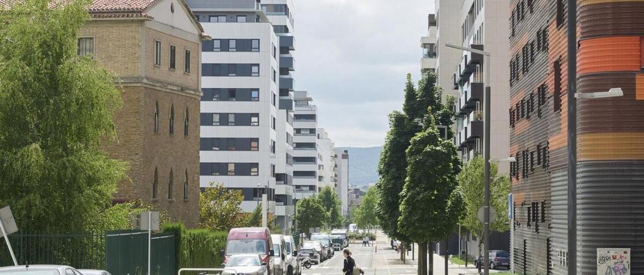 ¿Hace falta comprar vivienda en pareja?