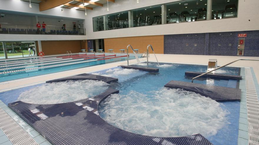 Condenado el socorrista de una piscina de Pamplona por el ahogamiento de una joven