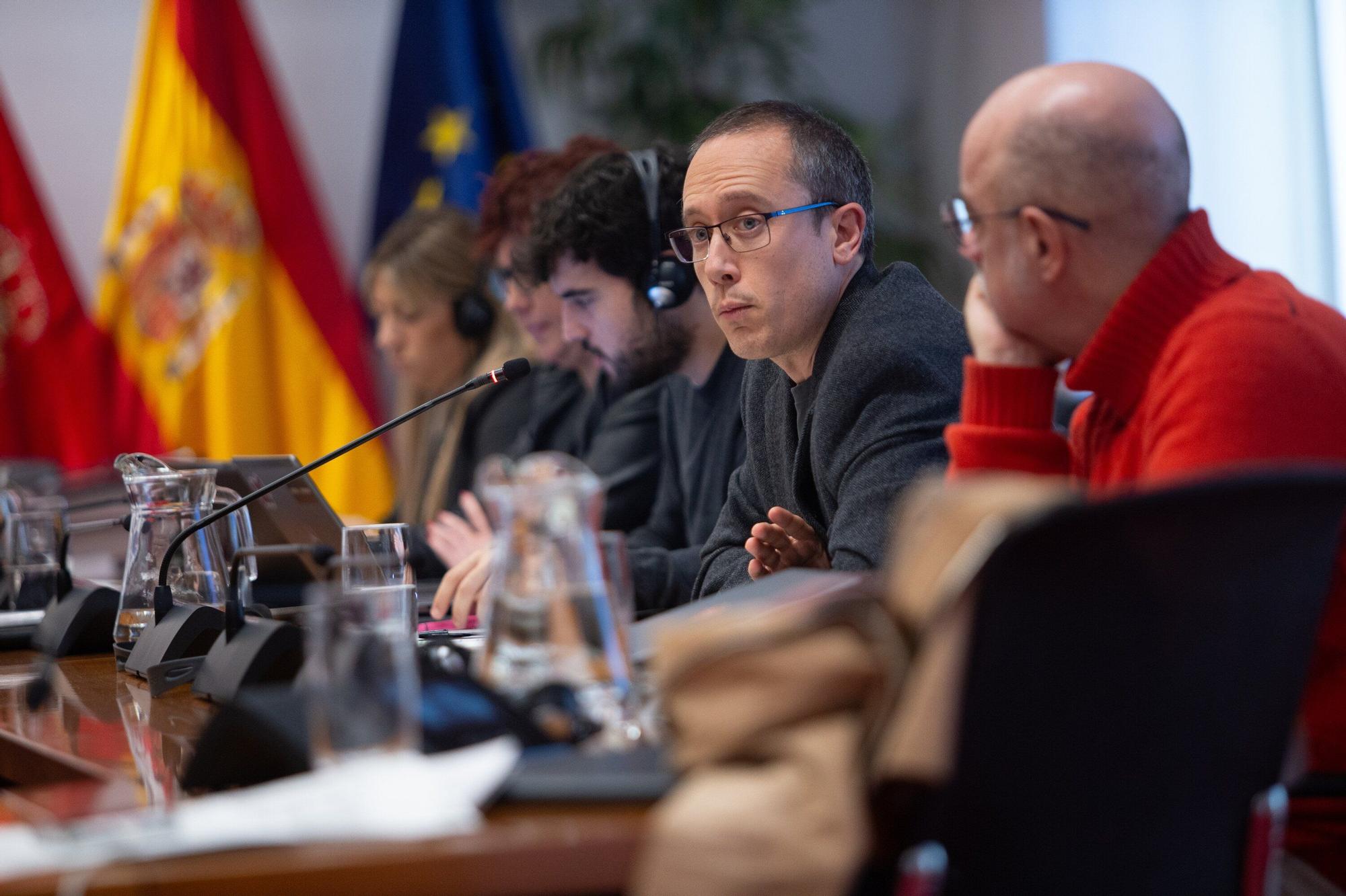 Fotos de la comisión de Economía y Hacienda