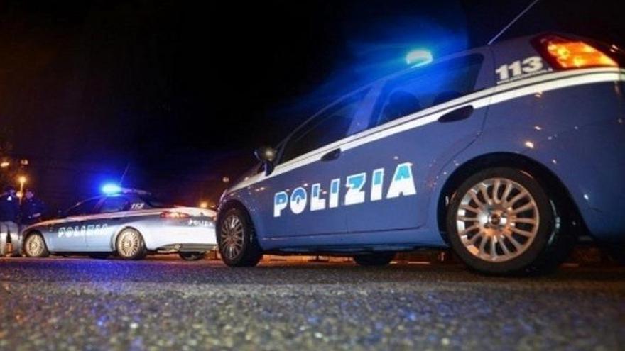 Investigado en Italia por mantener el cadáver de su mujer tres meses en el sofá