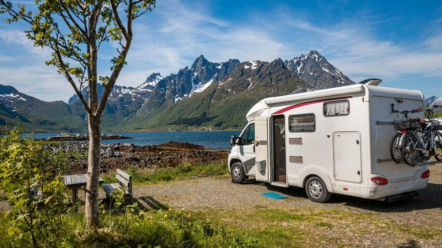 Todo lo que debes saber antes de estrenarte viajando en autocaravana