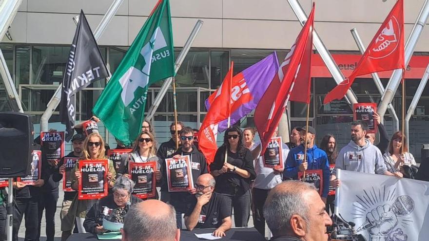 Los sindicatos de eventos y espectáculos amenazan con huelgas en el BBK Live y las fiestas de las tres capitales vascas