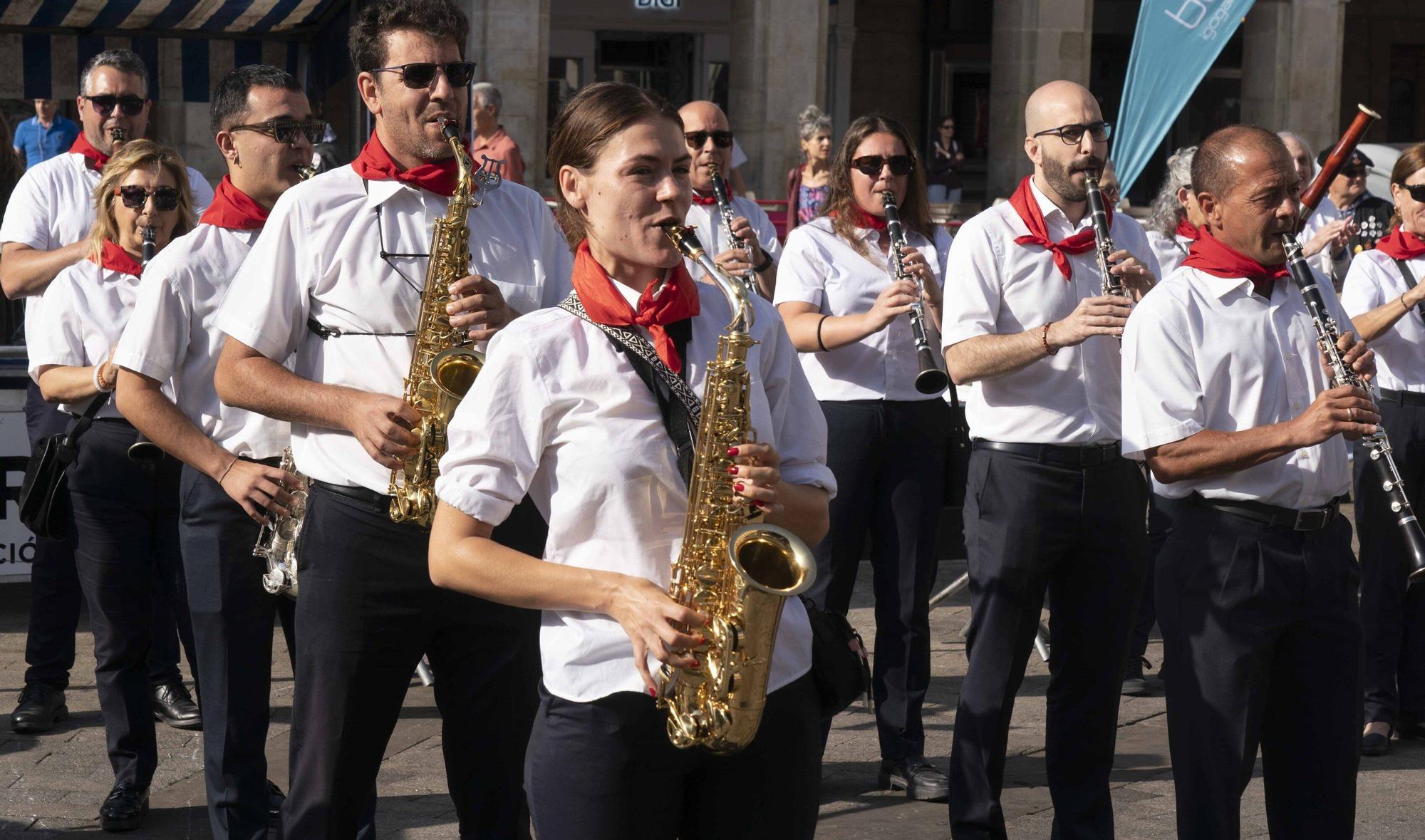En imágenes: Blusas y neskas veteranos celebran su día en La Blanca