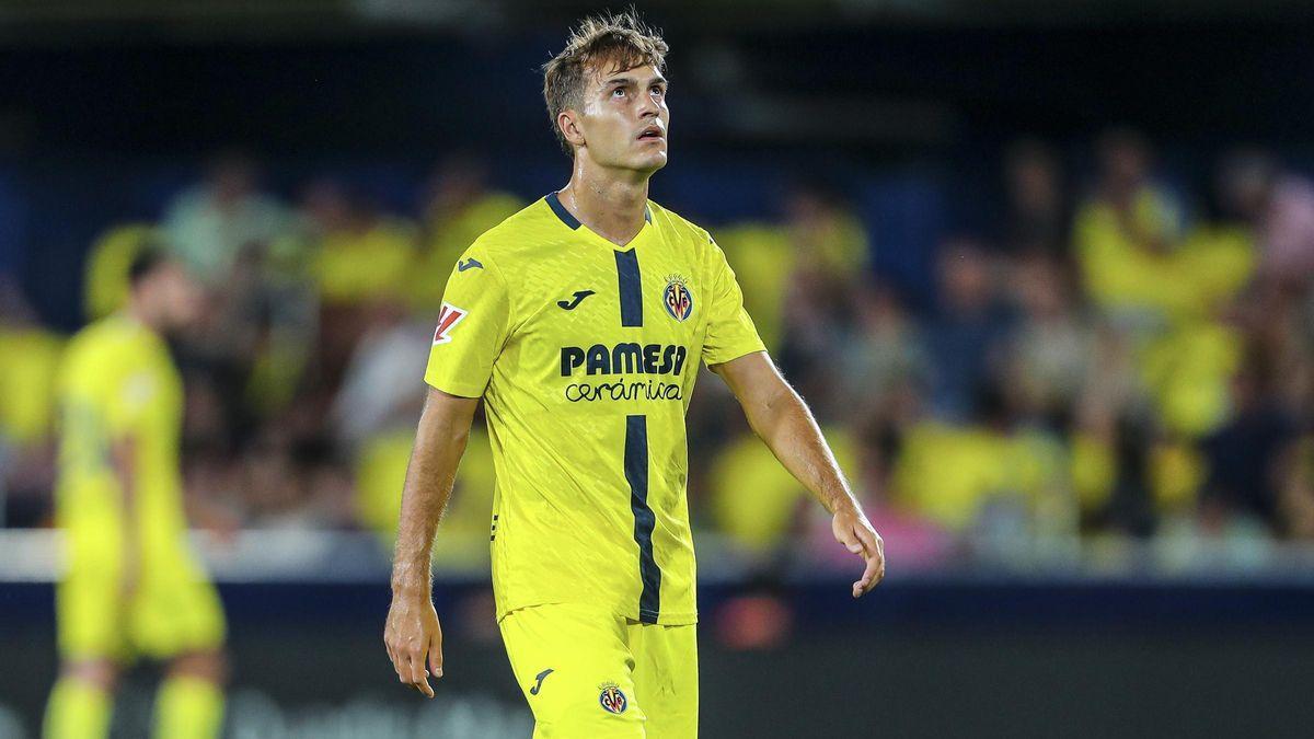Denis Suarez durante un partido con el Villarreal.