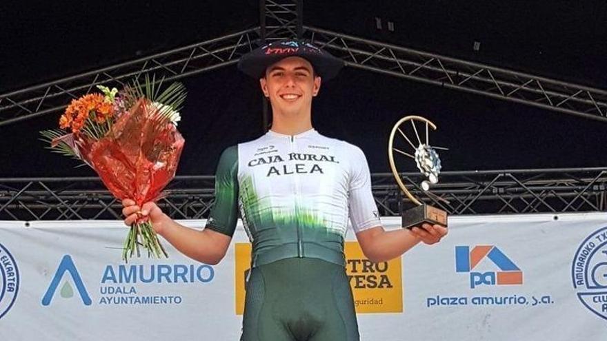 Cuarta victoria del navarro Iker Villar