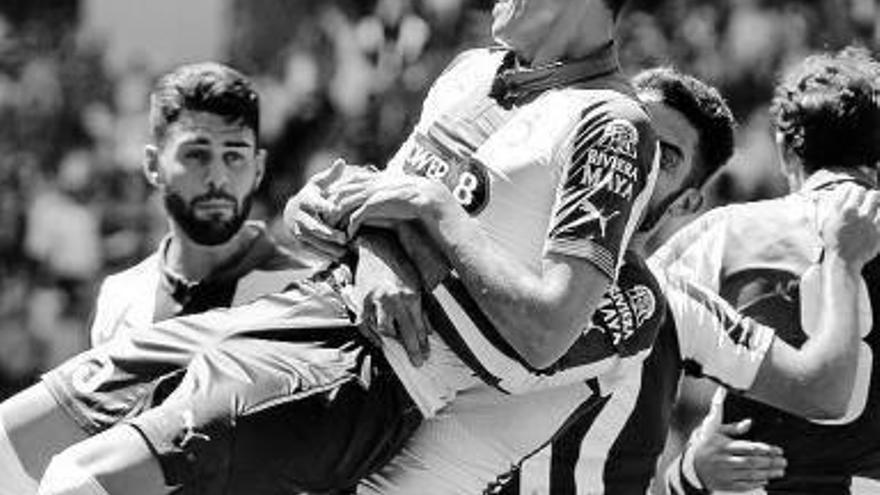 Espanyol y Rayo se alejan del sueño europeo