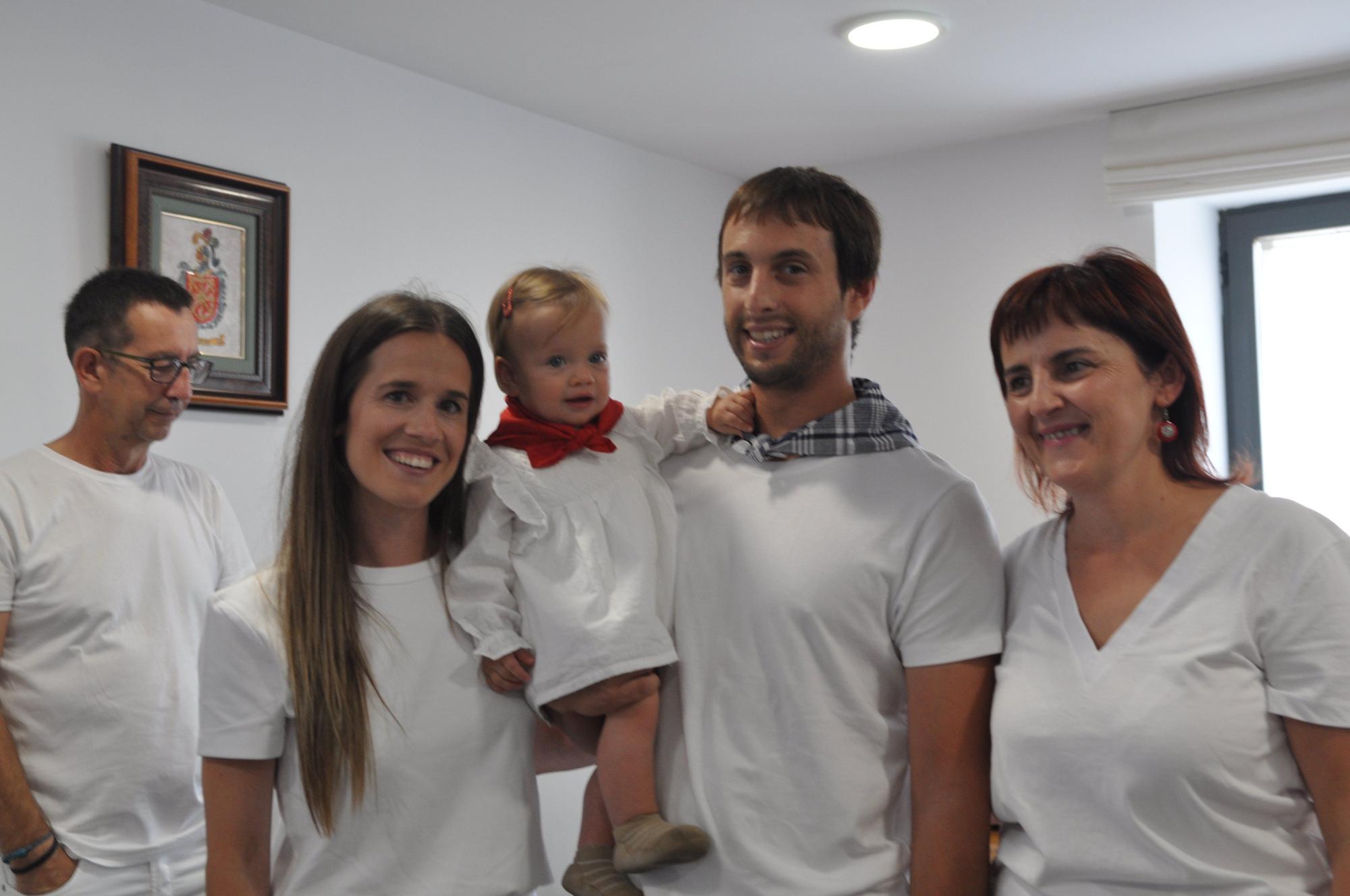 Fotos del txupinazo de las fiestas de Pueyo
