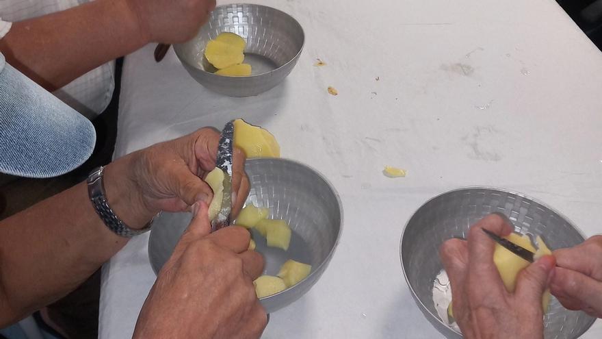 Bermeo organiza un taller de cocina y cuidado familiar para hombres