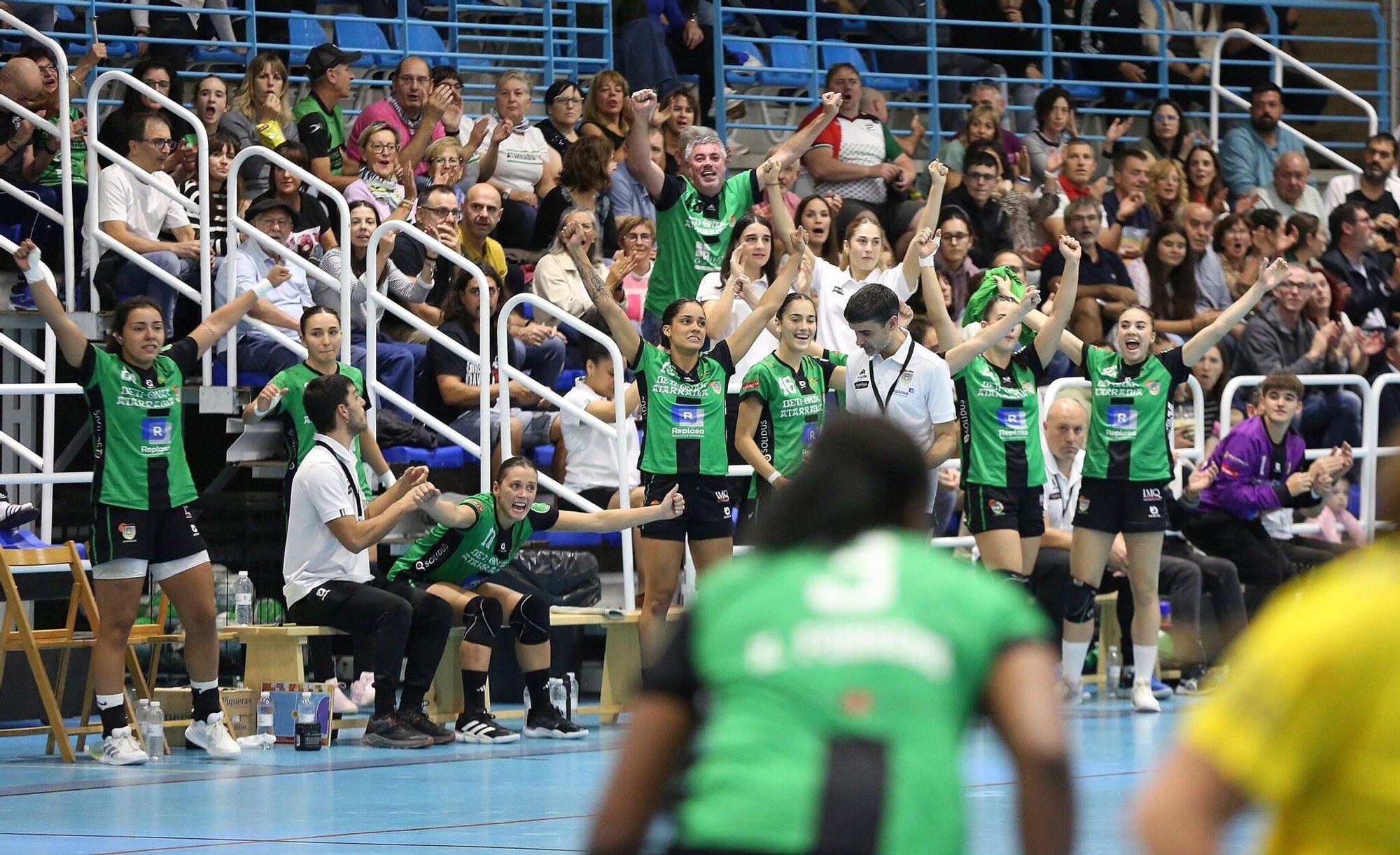 Fotos del partido entre Replasa Beti Onak y Rocasa