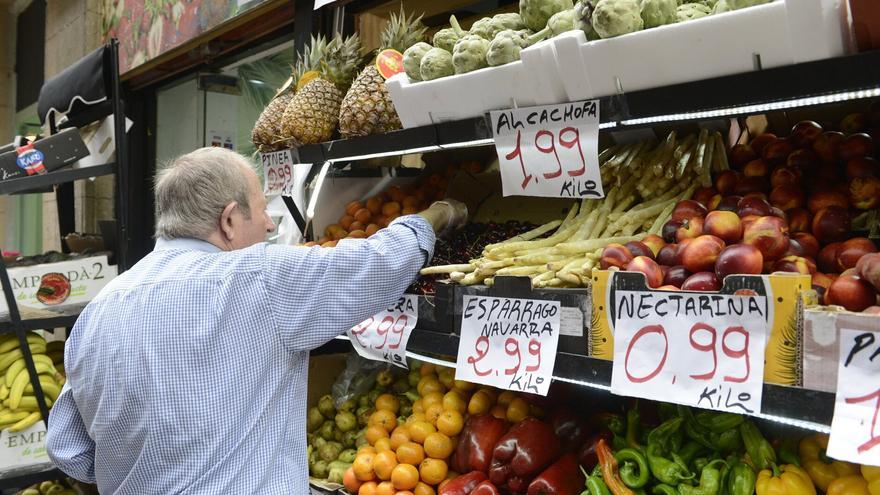 Cuidado con la comida: las frutas que no recomiendan guardar en la nevera