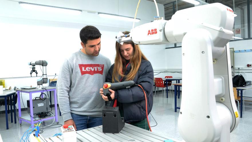 La FP de Euskadi choca con los  “chiringuitos” que Pedro Sánchez pretende limitar vía decreto