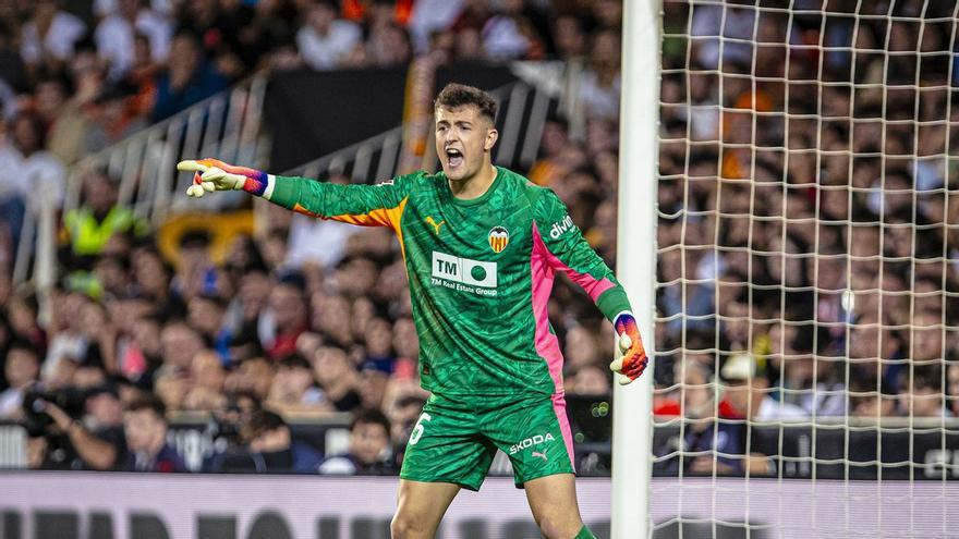 Agirrezabala no se fía del Athletic: "Sigue teniendo jugadores peligrosos"