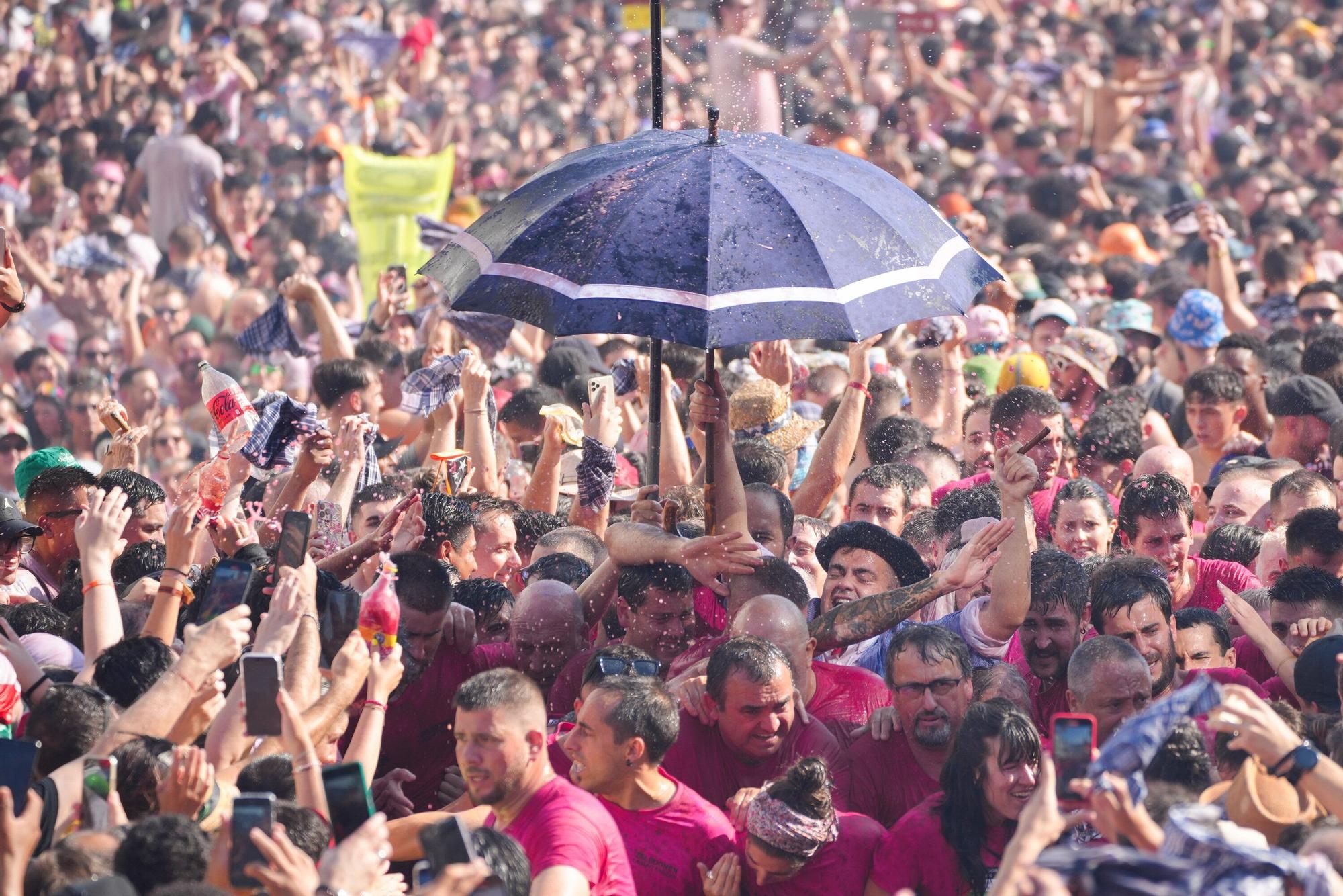 En imágenes: Así ha sido la bajada de Celedón en 2025
